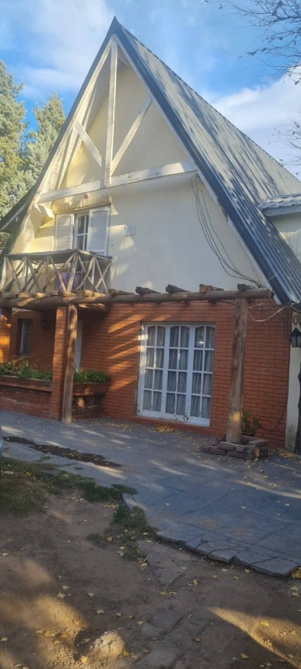 Propiedad en Manzana Completa