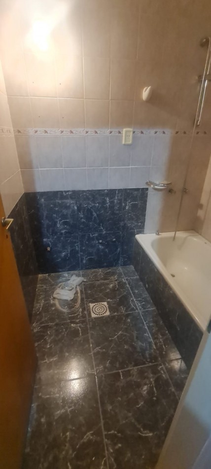 PROPIEDAD CON MUY BUENA UBICACION 