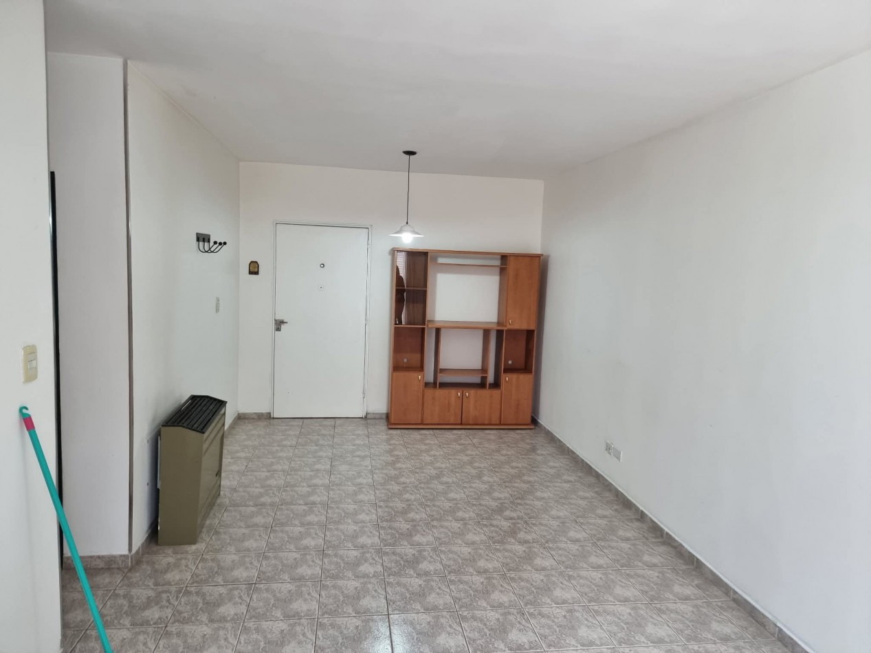 DEPARTAMENTO CON EXCELENTE UBICACION 