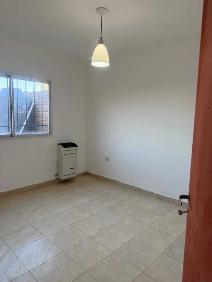 CASA AMPLIA O 2 DEPARTAMENTOS, CUTRAL-CO 