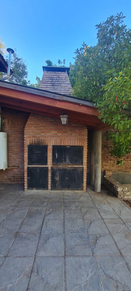 TyM VENDE: CASA Y DEPARTAMENTO CON EXCELENTE UBICACION 