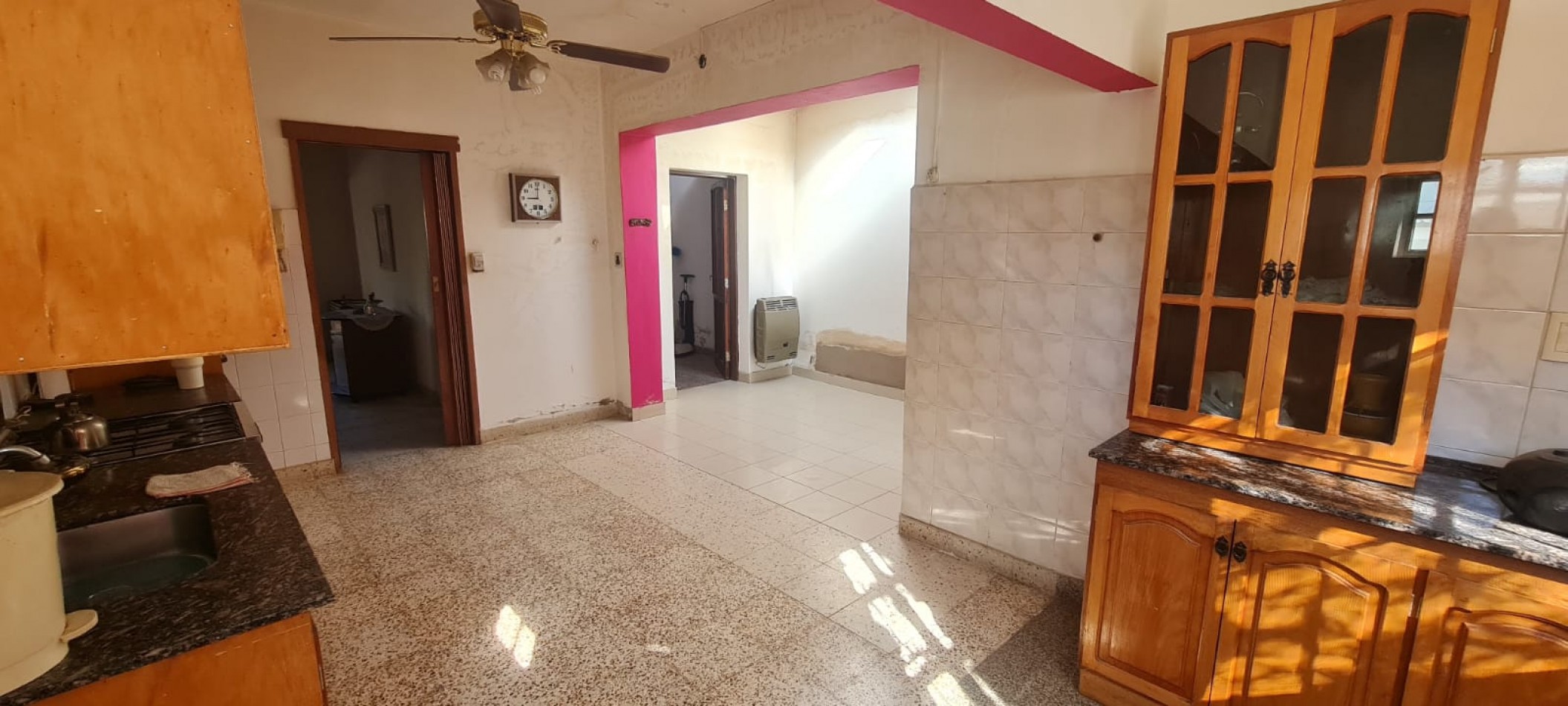 TyM VENDE: CASA Y DEPARTAMENTO CON EXCELENTE UBICACION 