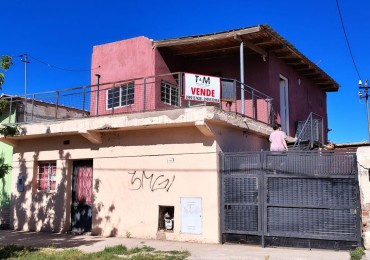 PROPIEDAD CON 2 DEPARTAMENTOS Y GALPON 